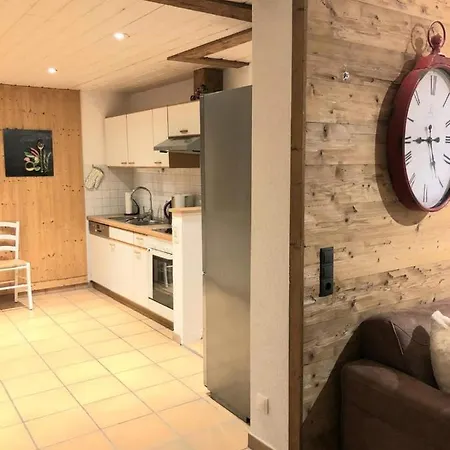 Aparthaus Am Walde & Sonnenseite * Бартоломеберг